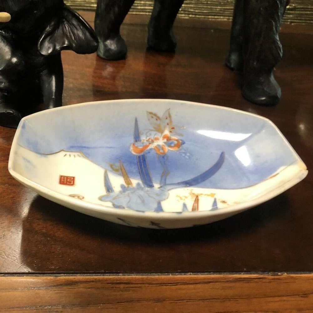 Antique Imari Rectangular Footed Bowl